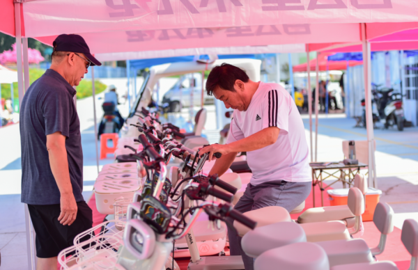 配资推荐网 解决新国标争议，办法在电动自行车之外