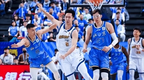 配资平台代理 仅输6分，人员不齐的北京男篮打得已经很好了，但仍被球迷批评